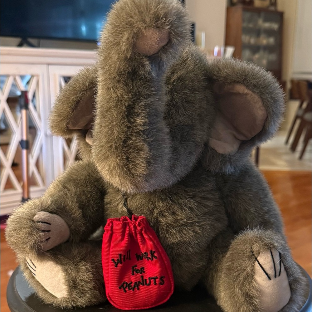 EUC 2000 Boyd’s Bear Elephant